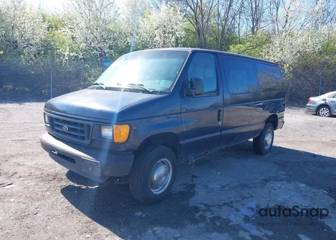 2004 Ford E-350 Super Duty Chateau/Xl/Xlt z USA, uszkodzony, nr VIN 1FMNE31L64HA11105